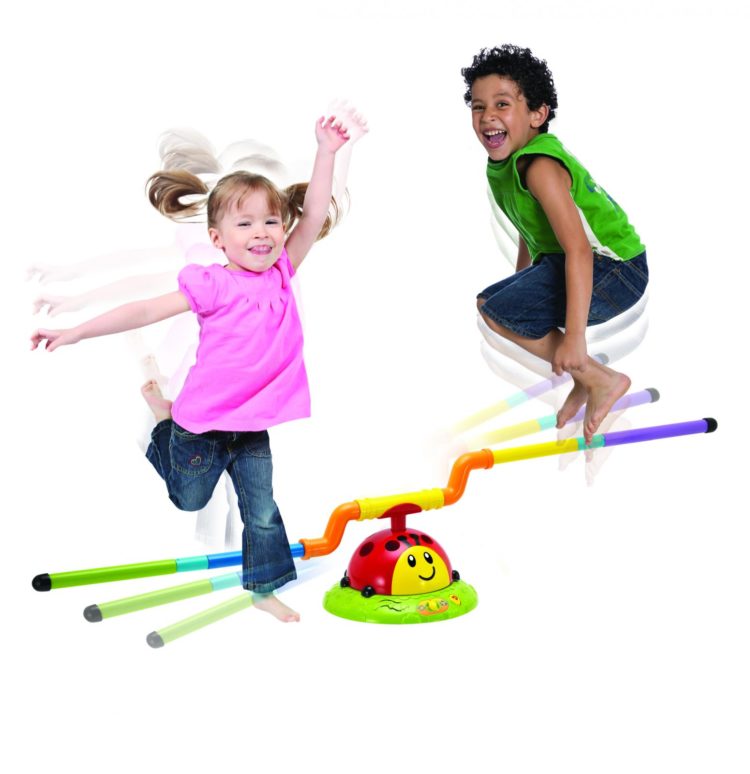 Zakręcony skoczek – aktywna zabawa w domu i na powietrzu