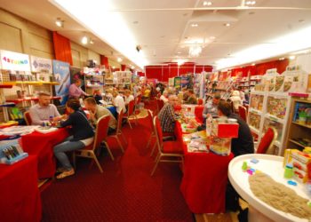 Wiosenne targi Ateneum