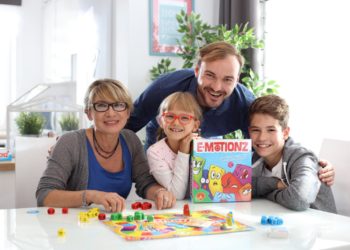 E-Motionz od Alexandra w sieci Helios