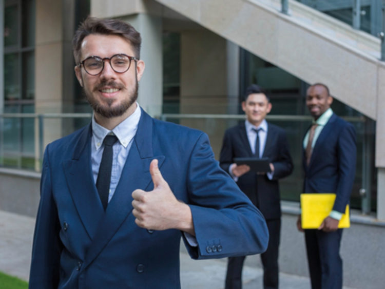 W ciągu ośmiu lat średnie wynagrodzenie wzrosło o 42%