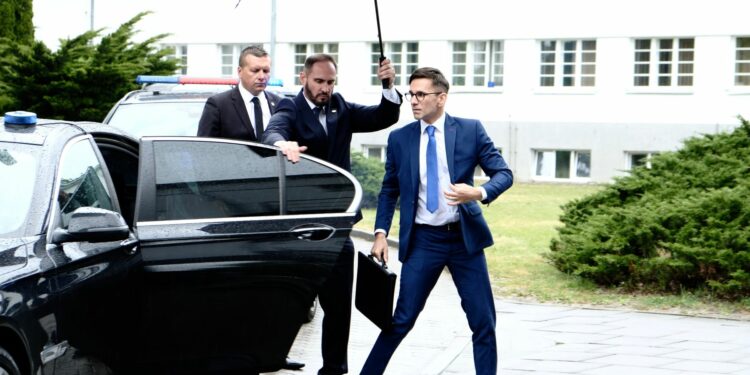 Zwiastun „Polityki” rekordzistą i absolutnym numerem jeden polskiego YouTubie Ponad trzy miliony odtworzeń w cztery dni