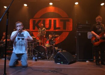 „KULT. FILM” – dokument o legendarnym zespole w kinach w listopadzie!
