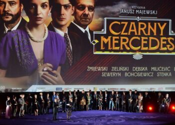 Twórcy filmu i przedstawiciele świata mediów i kultury na premierze „Czarnego Mercedesa” Galeria zdjęć z wydarzenia Najnowszy film Janusza Majewskiego od piątku w kinach
