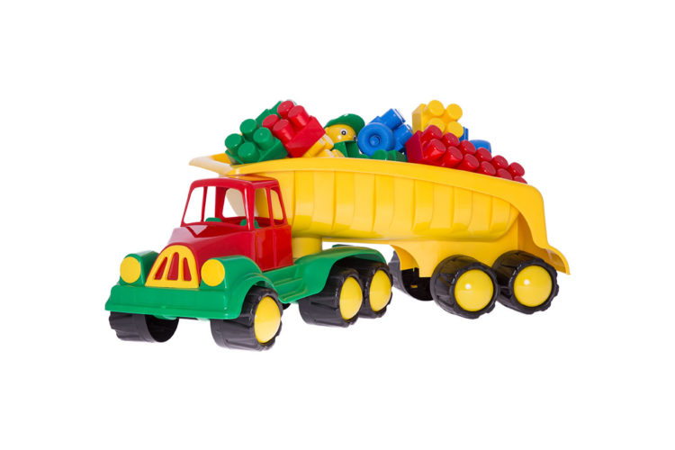 Samochód z naczepą z klockami K3