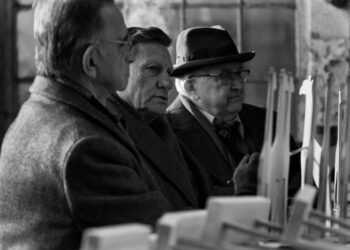 Fedorowicz, Balcerowicz i Kutz. Trzech filozofów malujących żyrafy. „Pan T.” w kinach od 25 grudnia