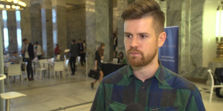 Brak czasu dużym obciążeniem dla mikroprzedsiębiorców. Mobilne narzędzia pomagają im sobie z tym radzić