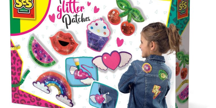 Modne naszywki z  błyszczącymi cekinami