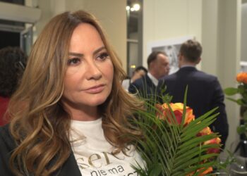 Dorota Goldpoint: W swojej książce piszę o tym, jak przyjmować pierwsze oznaki starzenia, mierzyć się z bezlitosnym PESEL-em i dostrzegać w tym potencjał