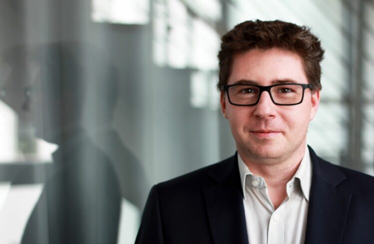 Sztuczna inteligencja dopuszczona do głosu. Boty szturmem zdobywają obsługę klienta