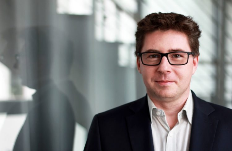 Sztuczna inteligencja dopuszczona do głosu. Boty szturmem zdobywają obsługę klienta