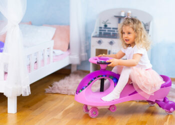 Hot Hit Jeździk Grawitacyjny Swing Car z muzyką i światłem różowy