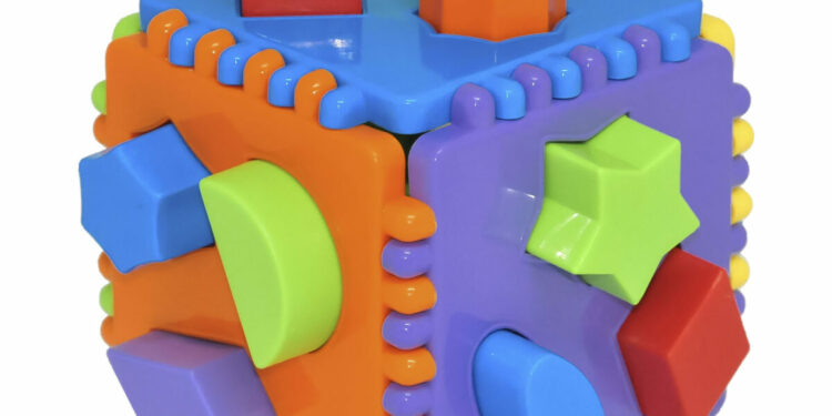 Sorter zabawek ” Educational cube ” 24 el.