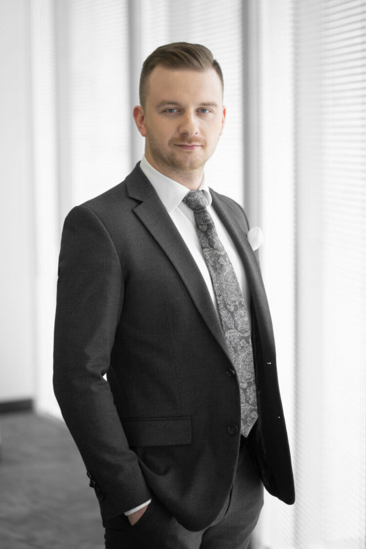 DYSKONTY W POLSCE CORAZ SILNIEJSZE. JAKICH ZMIAN MOŻNA SIĘ SPODZIEWAĆ?