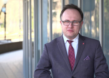 Już wkrótce szczepienia na COVID-19 będą mogły odbywać się w aptekach. Farmaceuci gotowi na nowe obowiązki