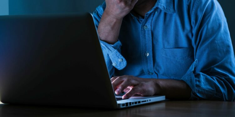 Wycieki ważnych danych,_Jak nie ryzykować w świecie online