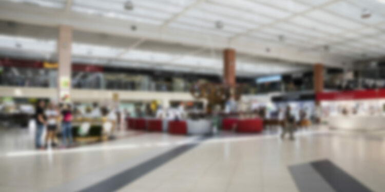 Odwiedzalność rośnie wraz z uruchamianiem pełnej oferty centrów handlowych