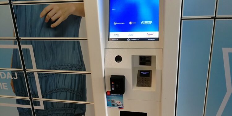 Spór o podatek od paczkomatów szybko się nie skończy. Gminy korzystają z dowolności interpretacyjnej