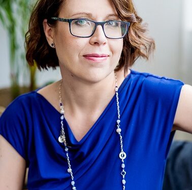 Edukacja podczas czwartej fali – 10 porad psychologa dla rodziców i nauczycieli