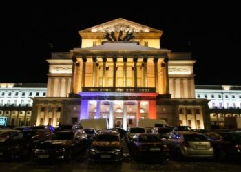 W czwartek 28.10.2021 na scenie Teatru Wielkiego w Warszawie odbyła się Gala French Touch. W uroczystości wzięli udział znani artyści z Francji i Polski.