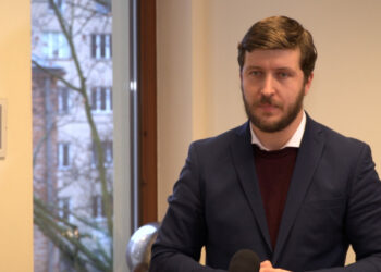 Przepisy Polskiego Ładu komplikują system podatkowy. Oznaczają więcej obowiązków dla pracodawców