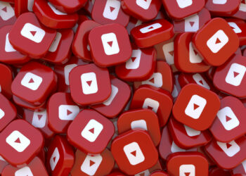 Vlogmasy i inspiracje zakupowe. Polacy oglądają ponad 54 mln godzin treści związanych ze Świętami na YouTube