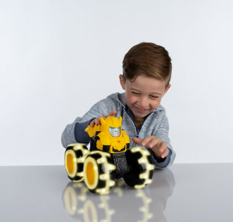 MONSTER TREADS TRANSFORMERS – BUMBLEBEE ŚWIECĄCE OPONY