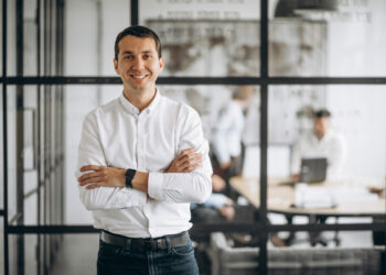 Pieniądze znowu najważniejsze dla pracowników. Elastyczność i inne benefity schodzą na dalszy plan