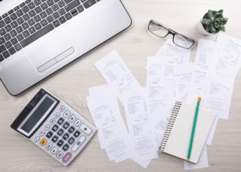 Groźna „dziura” w przepisach podatkowych. Pracownik wystawi pustą fakturę, pracodawca musi zapłacić VAT