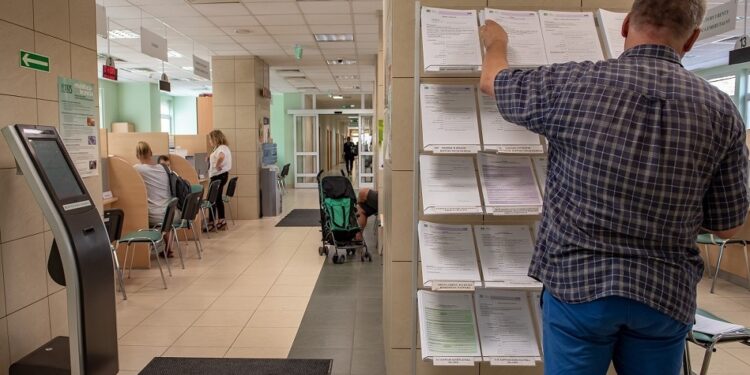 Mikrofirmy najbardziej obawiają się zmian w przepisach. Eksperci: Zamieszanie z Polskim Ładem zrobiło swoje