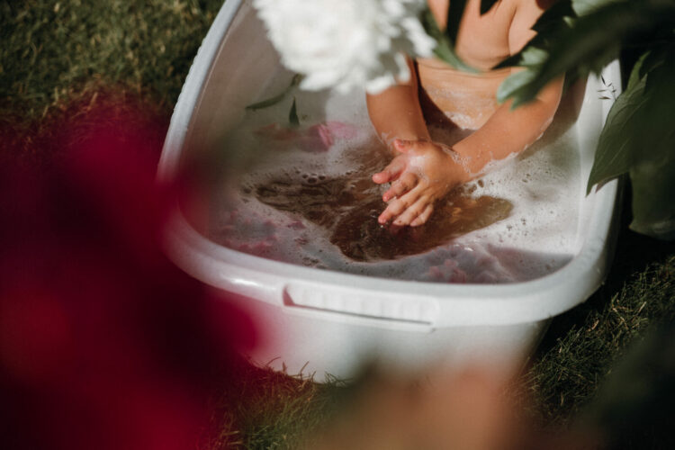 UOKiK: Bezpieczna kąpiel maluszka – kontrola wanienek