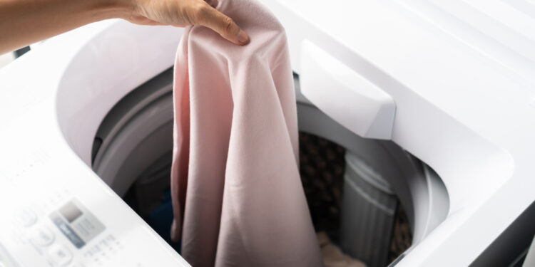 Pralka ładowana od góry marki Electrolux – modele do 2000 zł