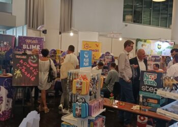 Targi hybrydowe w Rekman – wygodne kontraktacje dopasowane do klienta