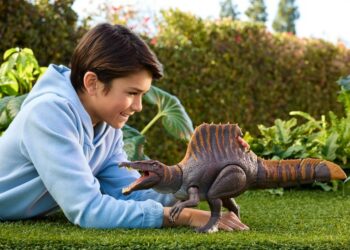 Nowa linia figurek akcji Mattel z filmu „Jurassic World: Odrodzenie” już dostępna