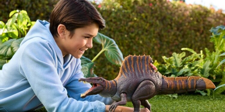 Nowa linia figurek akcji Mattel z filmu „Jurassic World: Odrodzenie” już dostępna