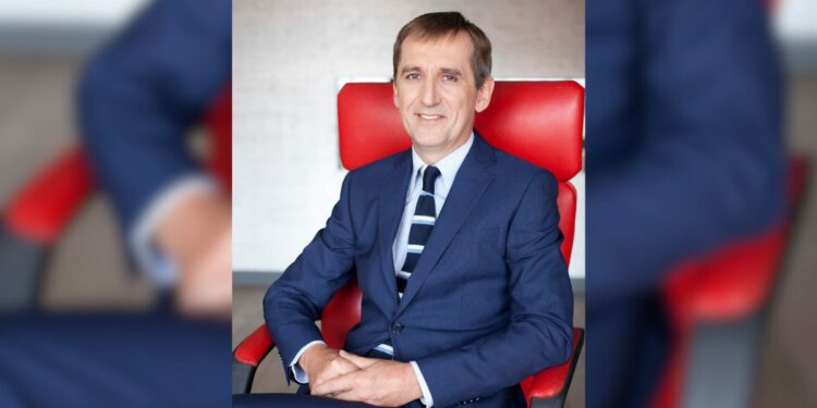 Zmiany w akcjonariacie i Zarządzie AB S.A.